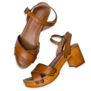 MIA Susan Platform Clog Sandal Tan Size 6